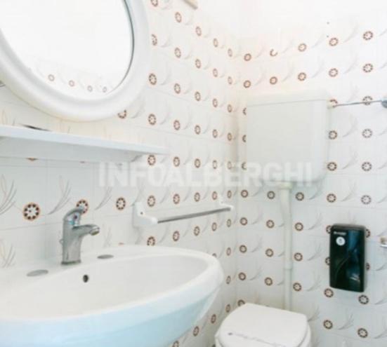 Hotel Silvana Beach Rimini Esterno foto